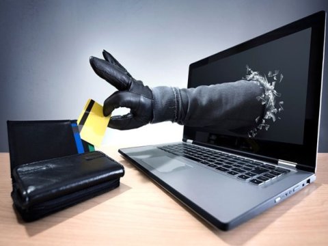 Vətəndaşların kartlarından daha 13 min manat&nbsp;oğurlandı