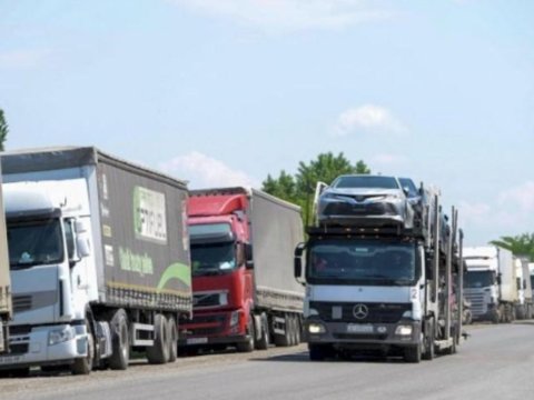 "Qırmızı Körpü&rdquo; gömrük postunda 450 avtomobil gözləyir