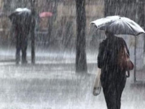 May ayında güclü yağış - SƏBƏBLƏR