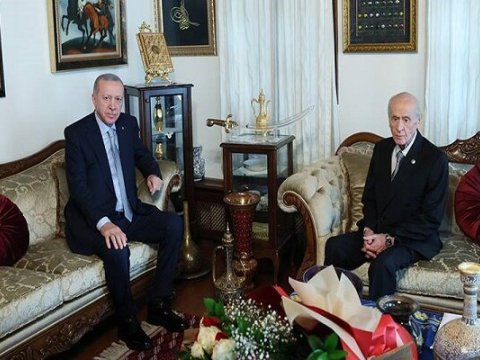 Ərdoğanın yenidən namizəd olması gündəmdə...