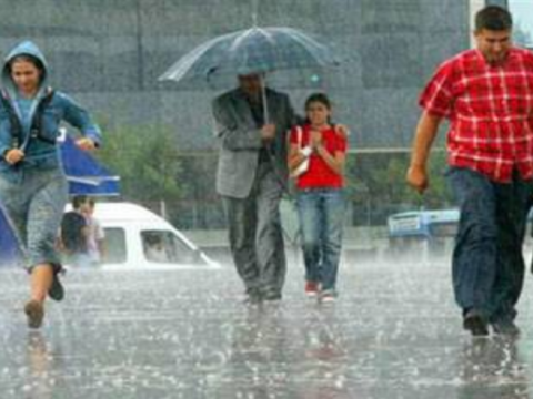 Hava yenidən soyuyacaq - Şimşək, leysan, dolu...&nbsp;