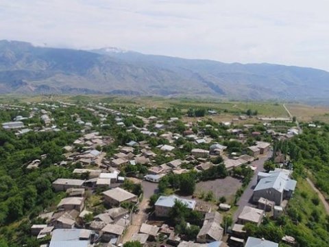 Ermənistanın Azərbaycanla sərhədyanı bölgələrdəki əhalisi KÖÇÜR