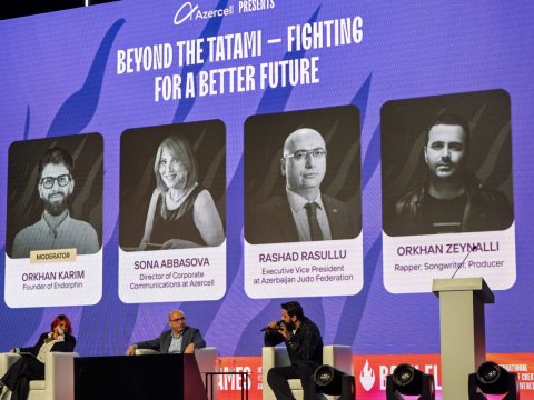 "Azercell"in tərəfdaşlığı ilə &ldquo;Baku Flames&rdquo; festivalı keçirildi -&nbsp;FOTO