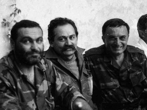 Şuşanı işğal edən erməni generallar - ADLAR