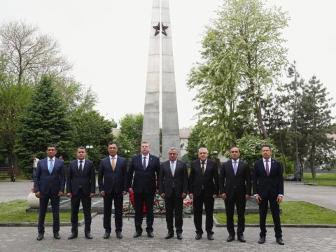 Heydər Əliyevin 102-ci ildönümü Həştərxanda qeyd edilib - FOTO