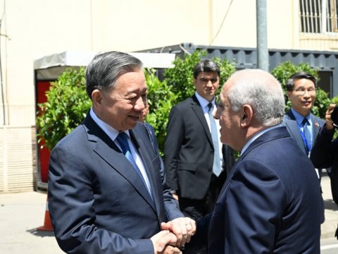 Əli Əsədov&nbsp;To Lam ilə görüşüb - FOTO