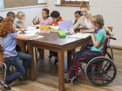 Sağlamlıq məhdudiyyətli uşaqlar üçün xüsusi pedaqoqlar fəaliyyət göstərəcəklər