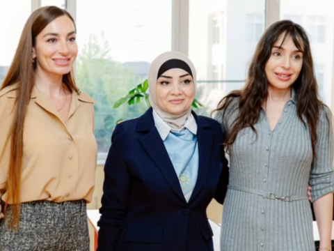 Arzu və Leyla Əliyevalar həssas əhali qrupundan olan şəxslərə baş çəkdilər&nbsp;- FOTOLAR