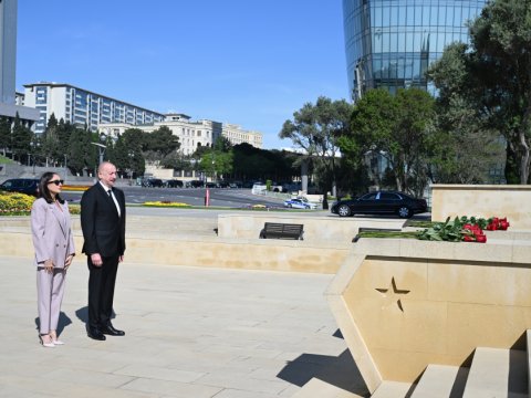Prezident və birinci xanım Həzi Aslanovun məzarını ziyarət edib