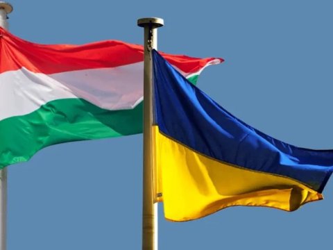 Ukrayna ilə Macarıstan arasında diplomatik qalmaqal