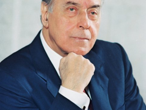 Konstitusiya və suverenlik: Heydər Əliyev siyasi irsinin təməl sütunları&nbsp;