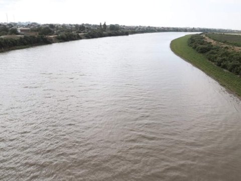 Ağdaşda bir nəfər kanalda batıb