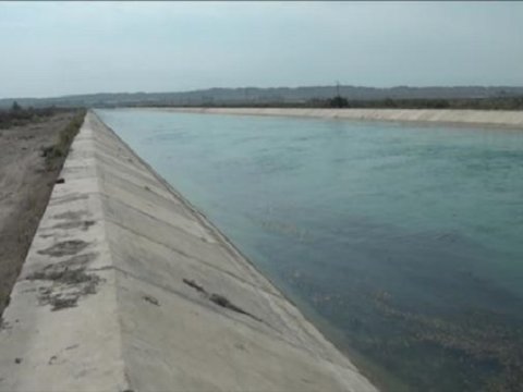 66 yaşlı qadının meyiti kanalda tapıldı
