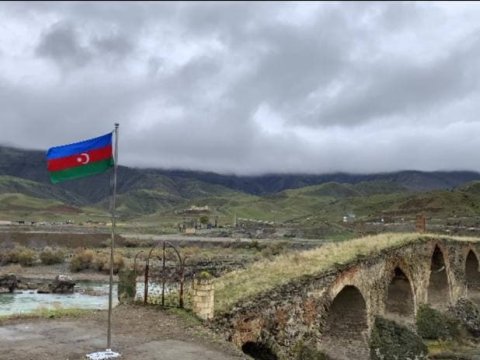 Xudafərin körpüsünü&nbsp;qazmaq istədilər - YAXALANDILAR