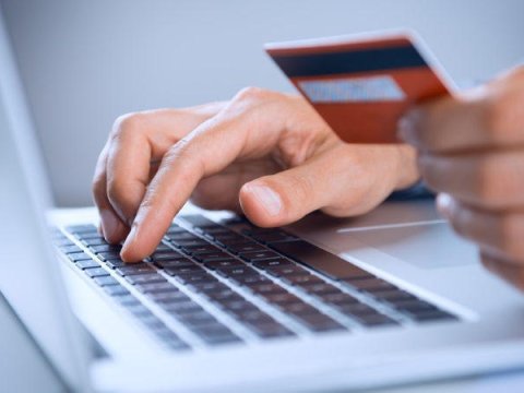 Həftəsonu kartlardan vətəndaşların 13 min manatı talanıb