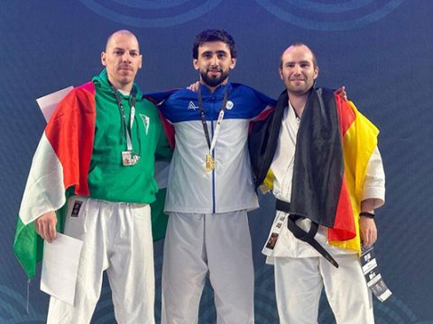 Karateçilərimiz dünya çempionatında 5 qızıl medal qazandı