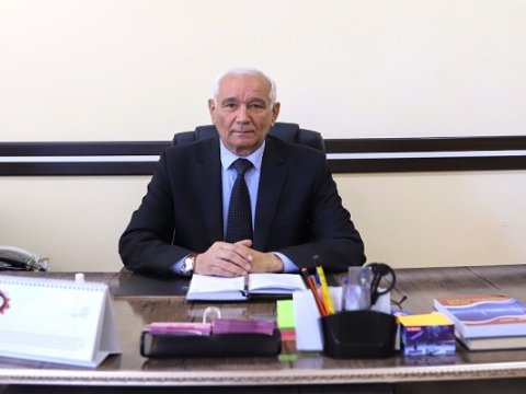 Universitetin dekanı vəfat etdi