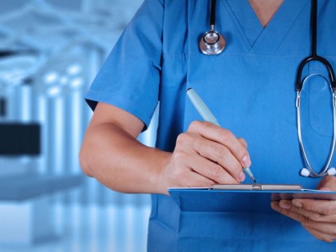 Sağlamlığa yüngül zərər vuran tibb işçiləri cərimələnəcək