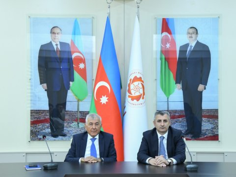 Yaqub Piriyev tələbələrlə görüşdü - FOTOLAR