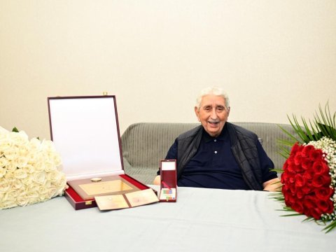 Arif Babayevə Heydər Əliyev Mükafatı təqdim olundu - FOTO