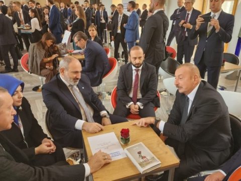 İlham Əliyevlə Paşinyan Tiranadadırlar - Liderlər görüşə bilər?