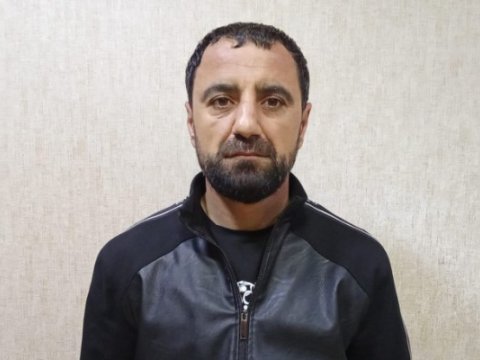 Dələduzluq edən "vəzifəli şəxs"&nbsp;tutuldu