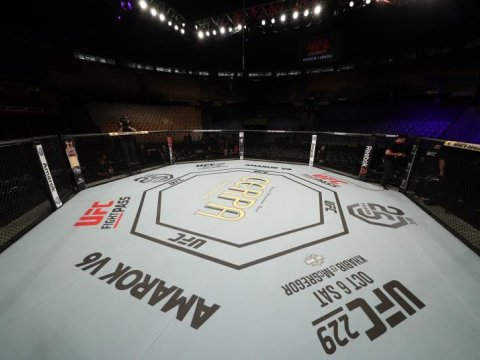 UFC ulduzları Bakıya gəlir