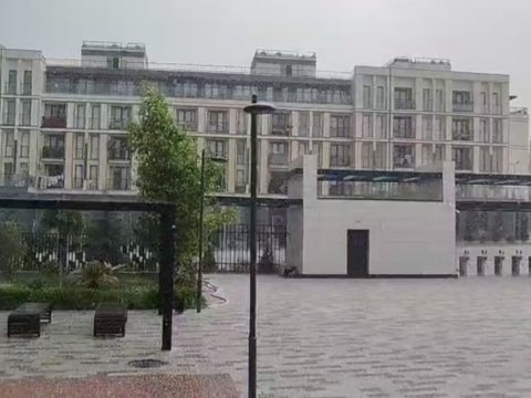 Füzuliyə dolu düşdü