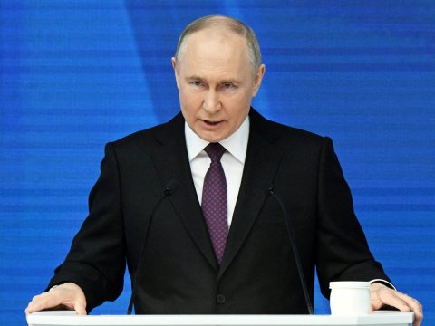 Uzunmüddətli sülh olmalıdır -&nbsp;Putin