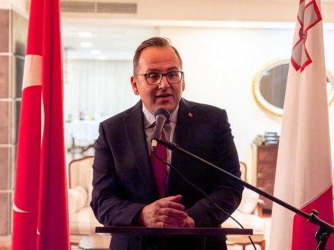 Türkiyənin səfiri vəfat etdi