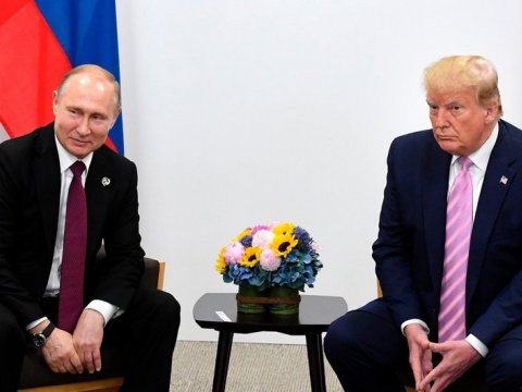 Trampla Putin&nbsp;2 saat danışdılar