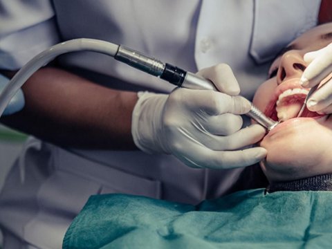 TƏBİB&nbsp;stomatoloqlardan 1200-1800 manat tələb edir? - RƏSMİ CAVAB