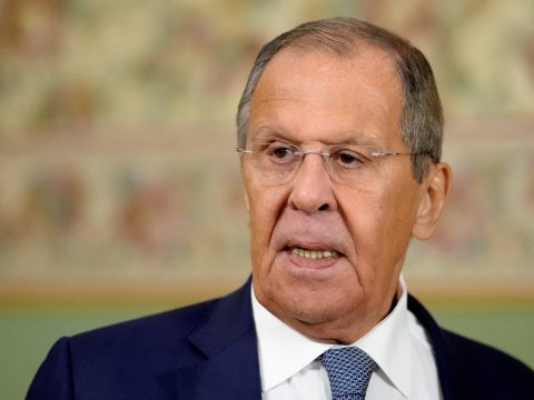 Lavrov İrəvandadır
