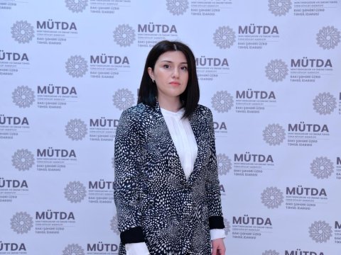 Bakıda lisey direktoruna yüksək vəzifə verildi