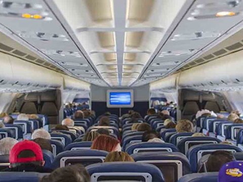 Rusiyadan Bakıya gələn təyyarədə sərnişin ÖLDÜ