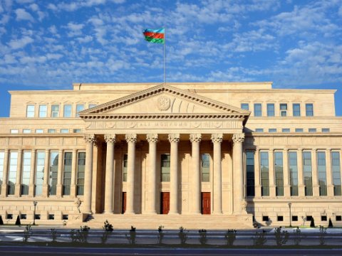 Ali Məhkəmə hüquqşünas və ekspertlərə&nbsp;müraciət etdi