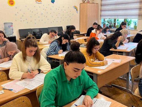 Məktəblərdə bu işlərdə çalışmaq istəyənlərin nəzərinə - İmtahan vaxtı açıqlandı