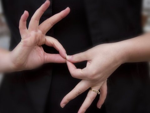 İşarət dili bu kanallarda tətbiq olundu - VİDEO