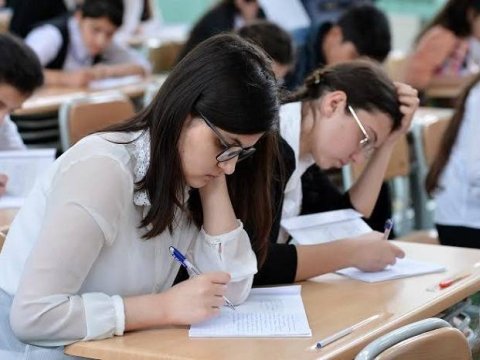 İki abituriyentdən biri tələbə olacaq – Daha çox PULSUZ təhsil...