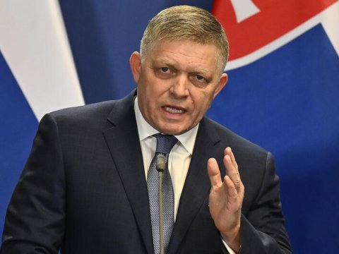 Slovakiyanın Baş naziri İrəvana gedir