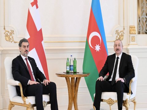 İlham Əliyev Gürcüstan Prezidentini təbrik etdi