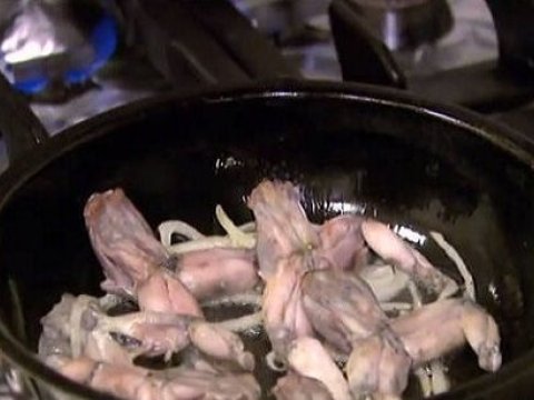 Azərbaycanda qurbağa əti - Rəsmi açıqlama verildi