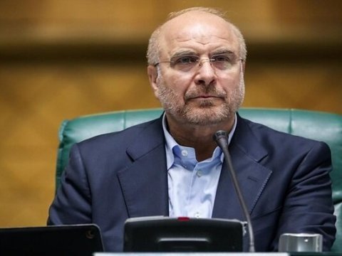 İranın keçmiş polis rəisi parlament sədri seçildi