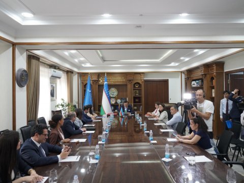 Azərbaycanlı jurnalistlərlə Özbəkistanda görüş keçirilib - FOTOLAR