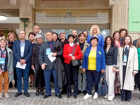 Bolqarıstan Prezidentinə Azərbaycan haqqında kitab hədiyyə edilib