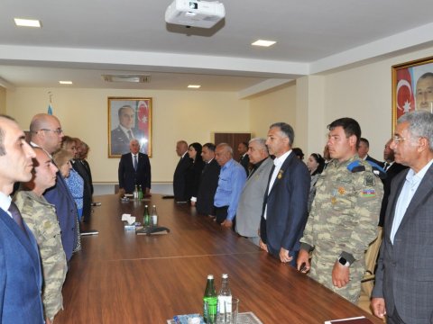 Pirallahıda &ldquo;28 May &ndash; Müstəqillik Günü&rdquo;nə həsr olunmuş&nbsp;dəyirmi masa -&nbsp;FOTOLAR