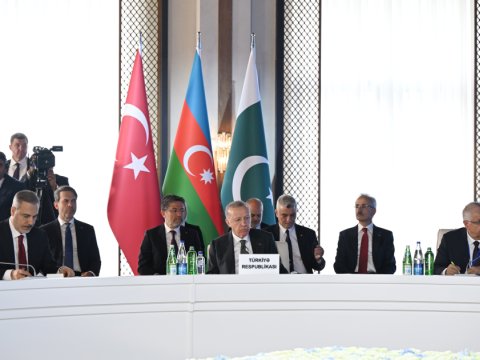 Ankara, Bakı və İslamabad arasında həmrəylik zəruri ehtiyacdır - Ərdoğan