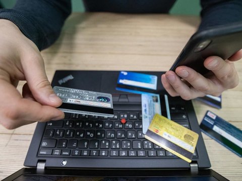 Kartında cəmi 36 manatı var idi,&nbsp;onu da oğurladılar