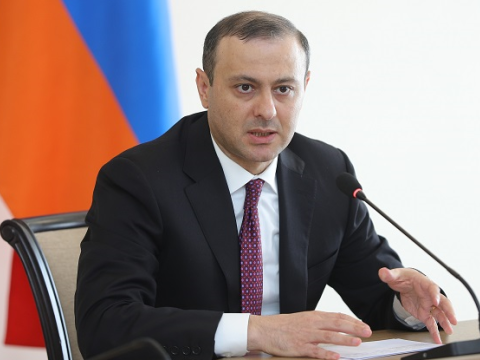 Sülh sazişini imzalamaq üçün Azərbaycanla məsləhətləşmələr aparırıq