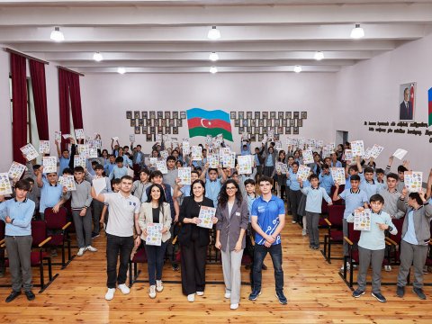 Azercell &ldquo;Məktəblilər üçün Kibermaarifləndirmə Proqramı&rdquo;na start verdi